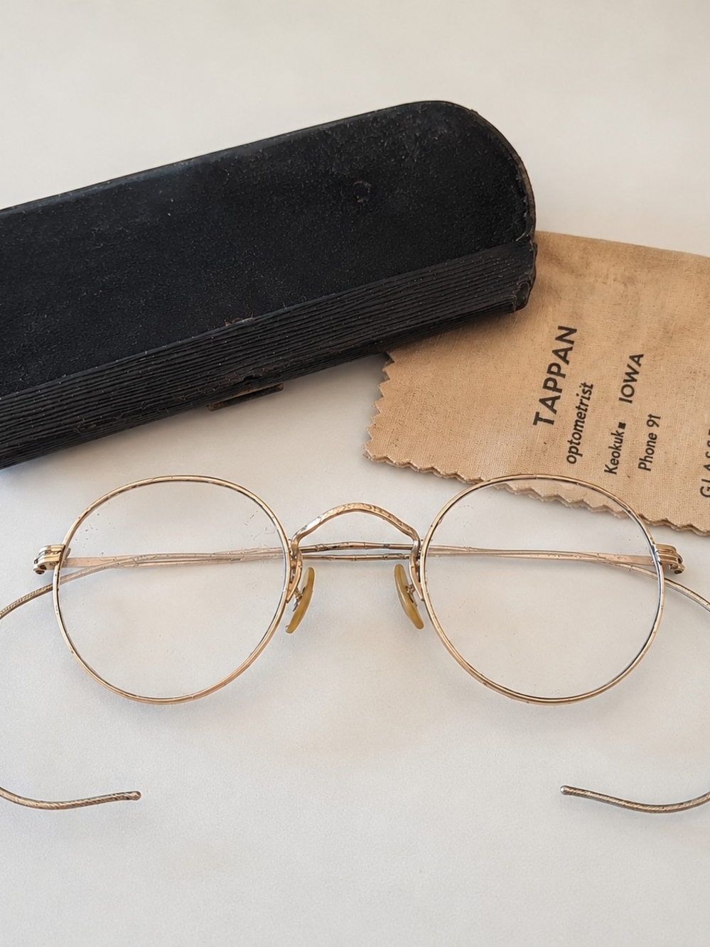 Antique Gold Wire Rim Eyeglasses Cable Temple Spectacles Case
